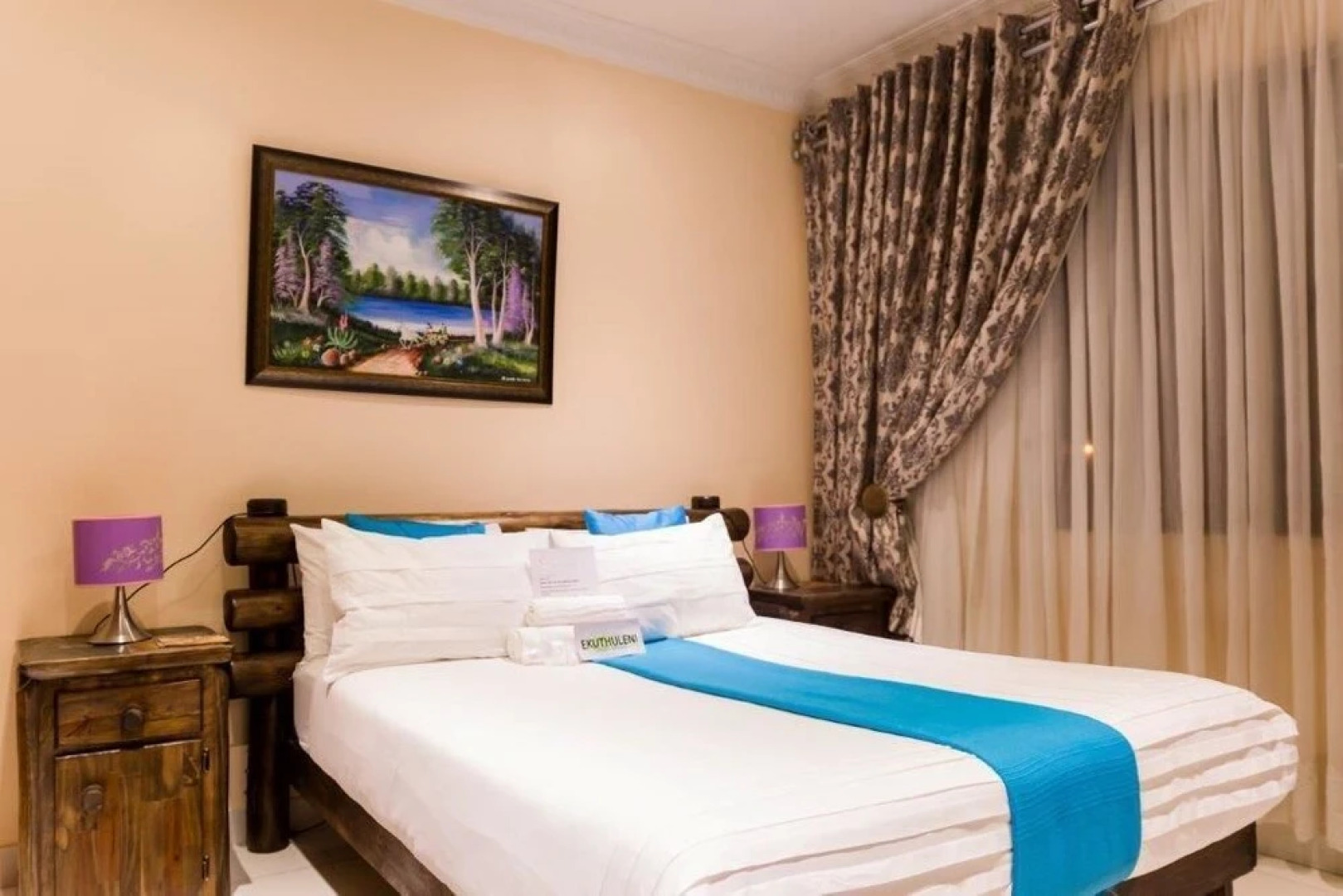 Ekuthuleni Guest House - Soweto