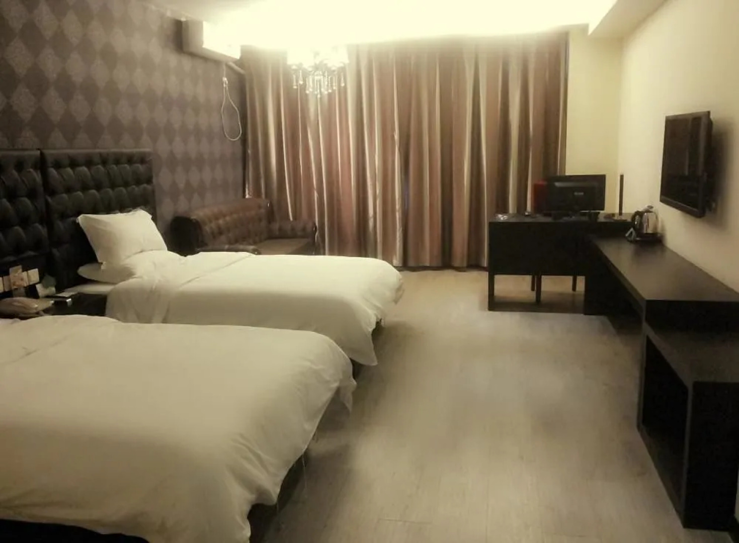 Shangqiu FX Hotel