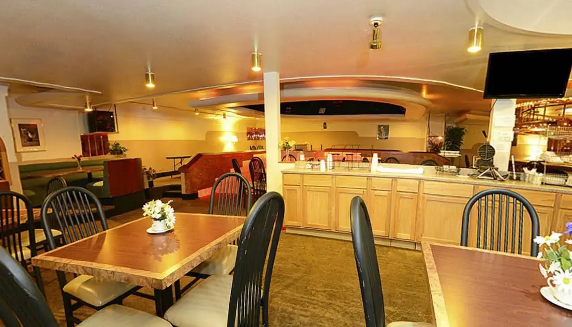 Howard Johnson by Wyndham Benton Harbor/St. Joseph