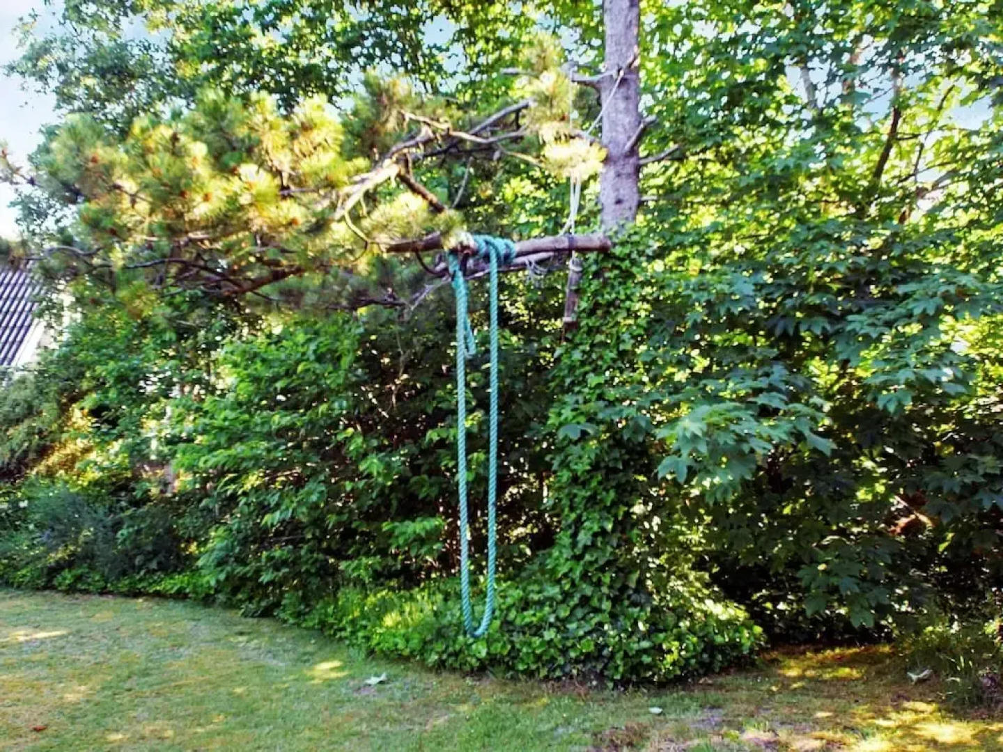 Attractive Holiday Home in Hemmet near Sea