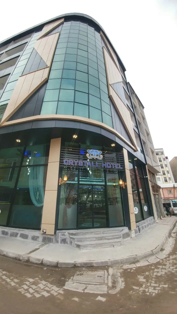 Crystall Hotel