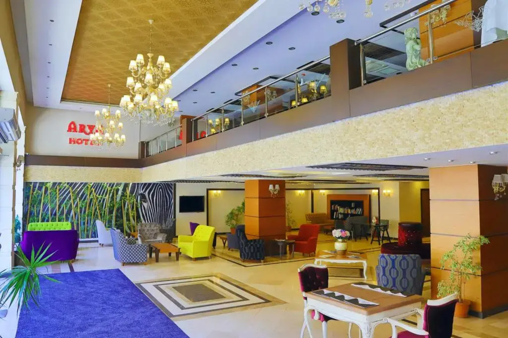 Arya Hotel Business Deluxe