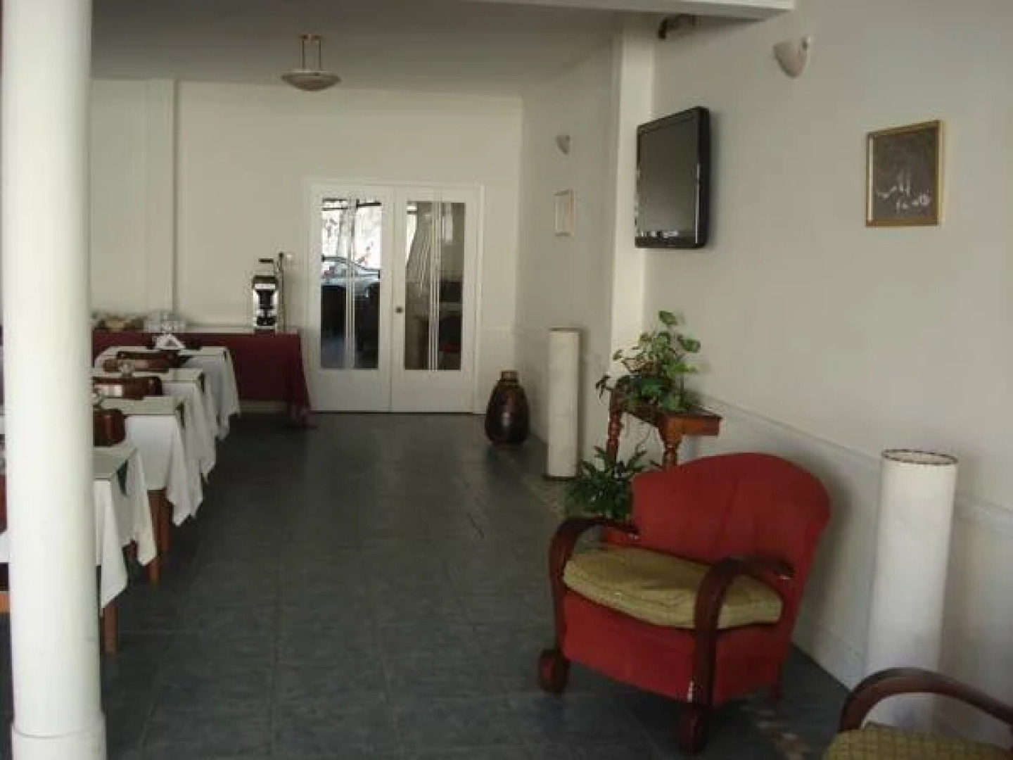 Hotel Lobato