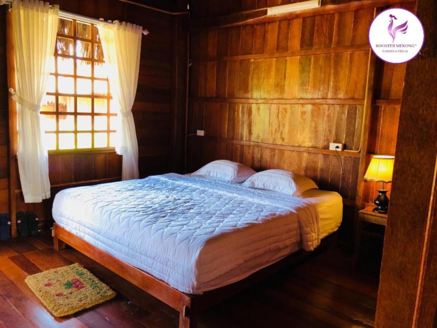 Rooster Mekong Garden & Villas
