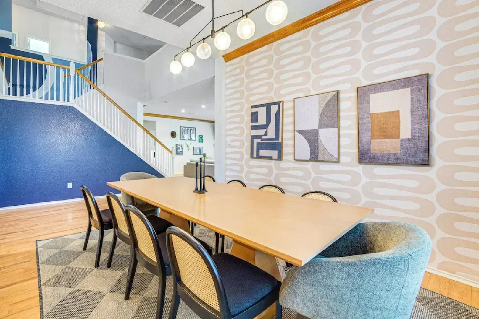 Game Room, Hot Tub & Pool! Grand Prairie Getaway