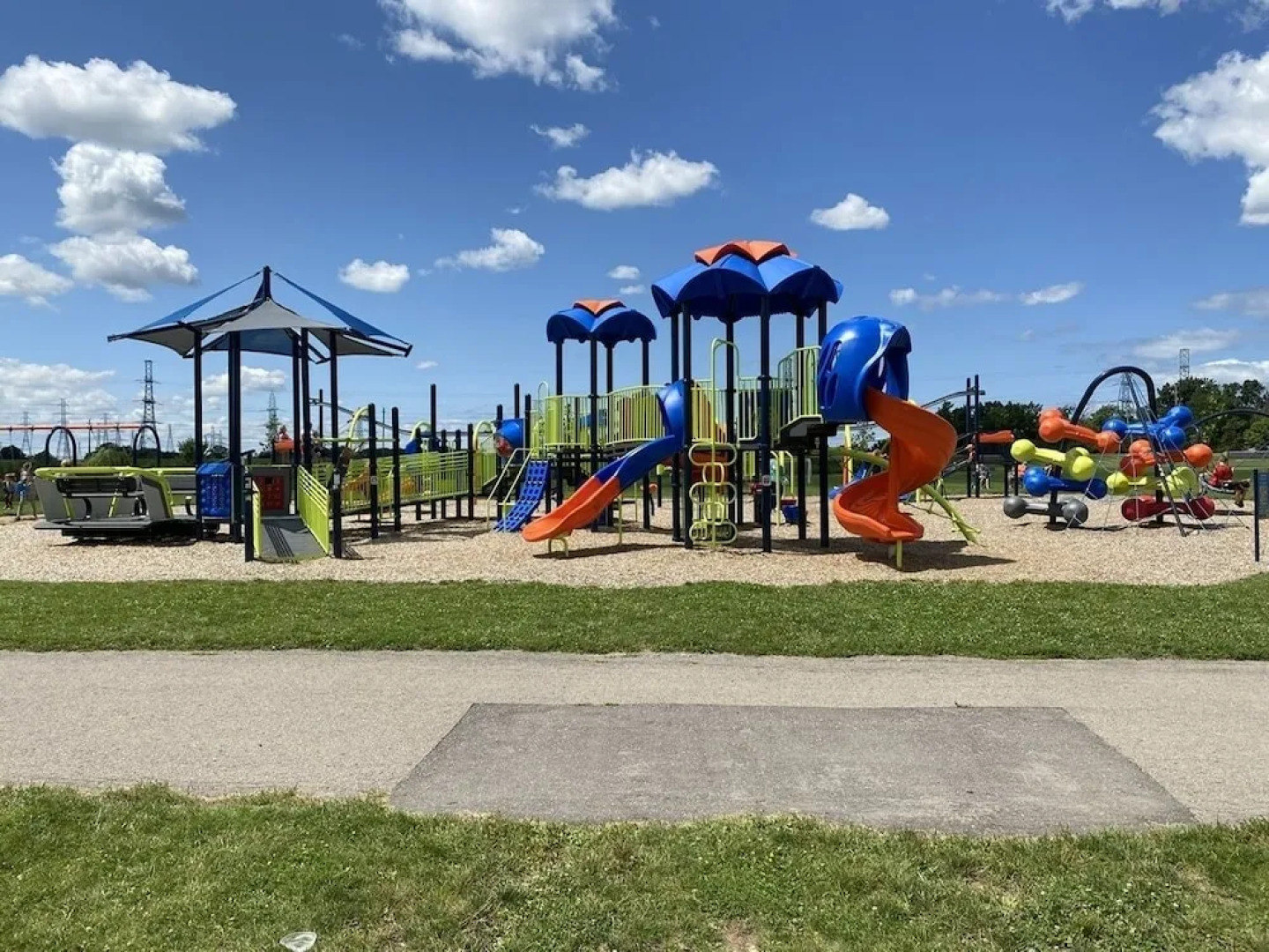 Luxury Entire house mins Niagara falls & Brock uni