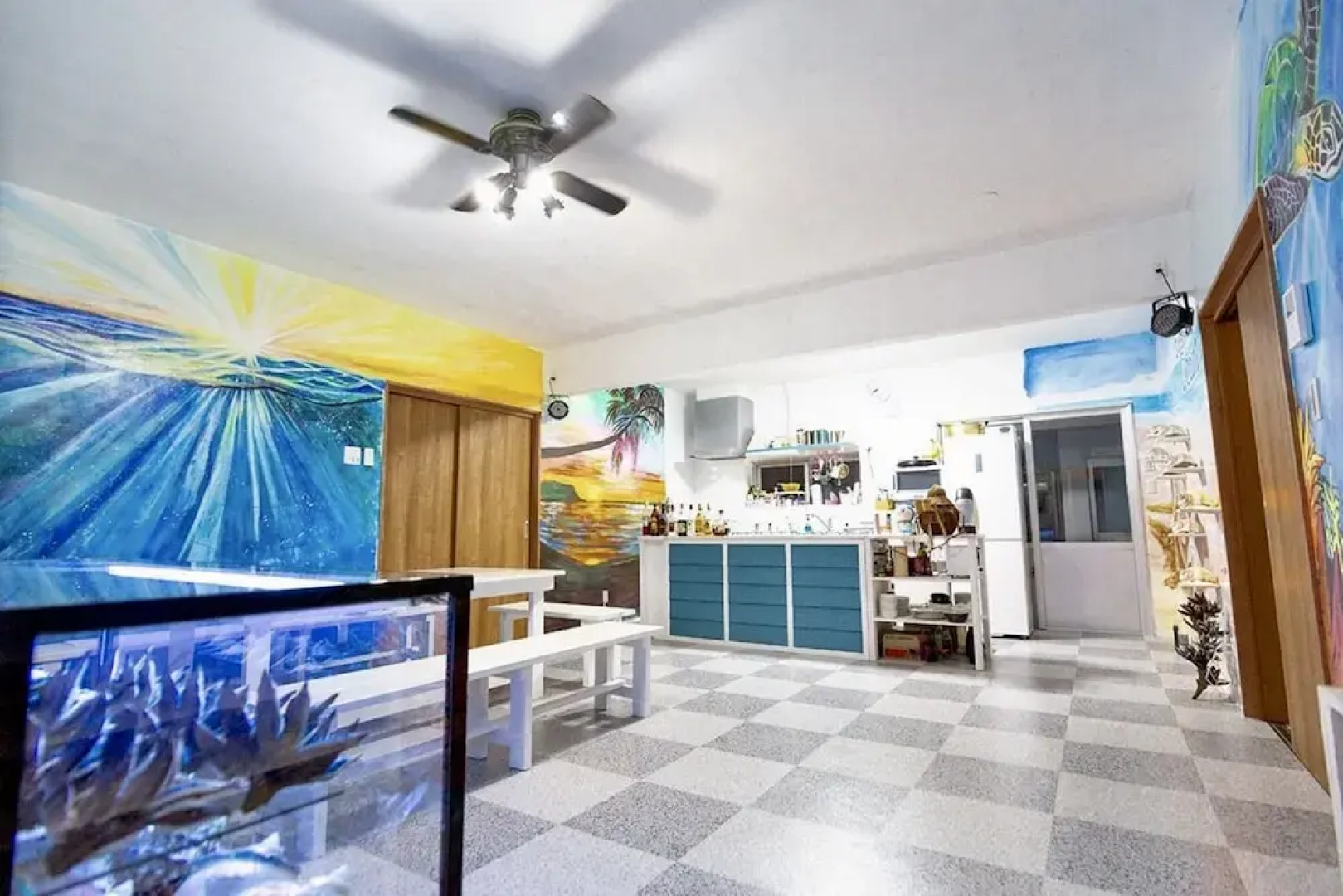 Guest House OCEAN Irabujima - Hostel