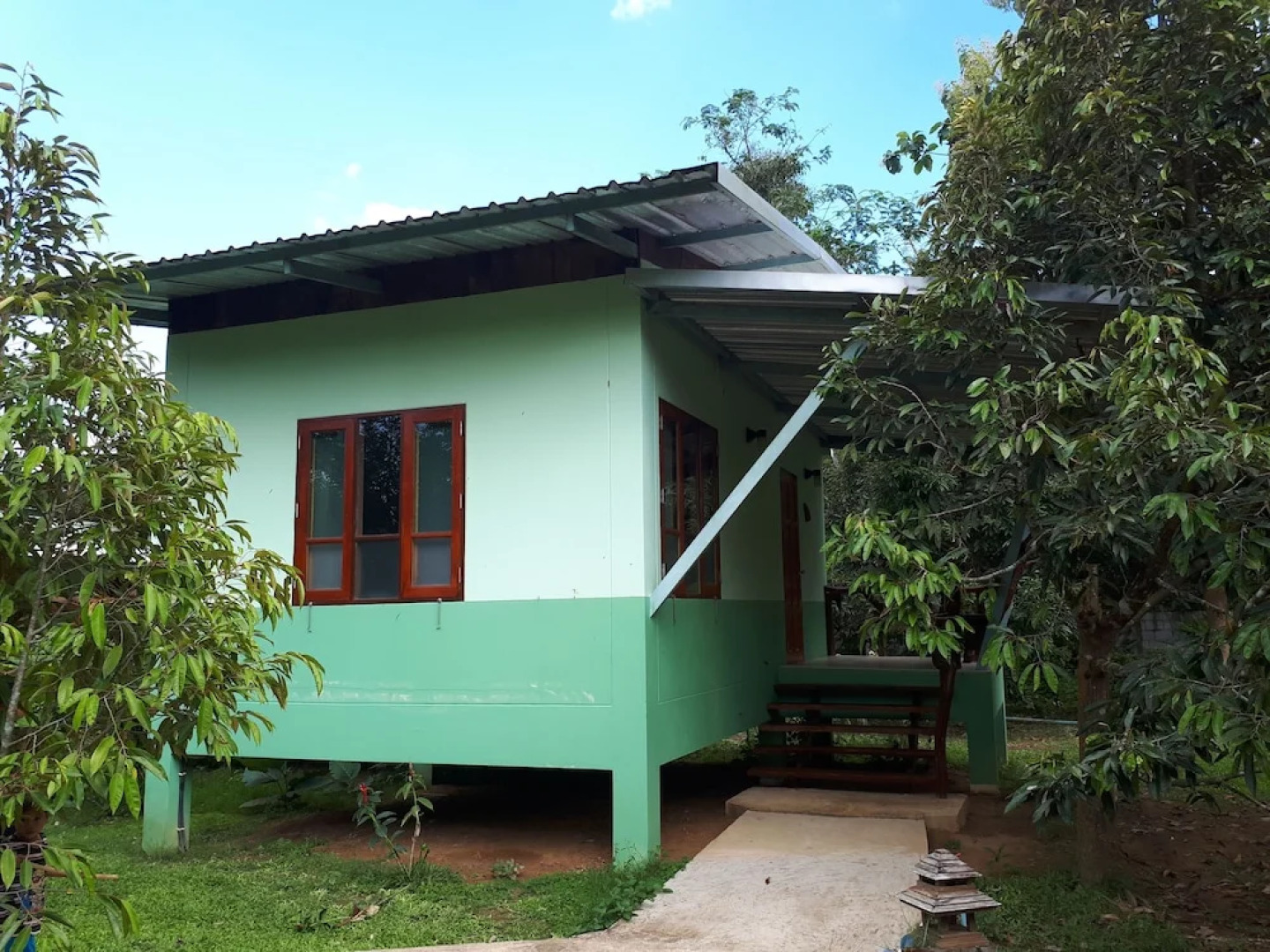 Baan Suansabaijai Resort