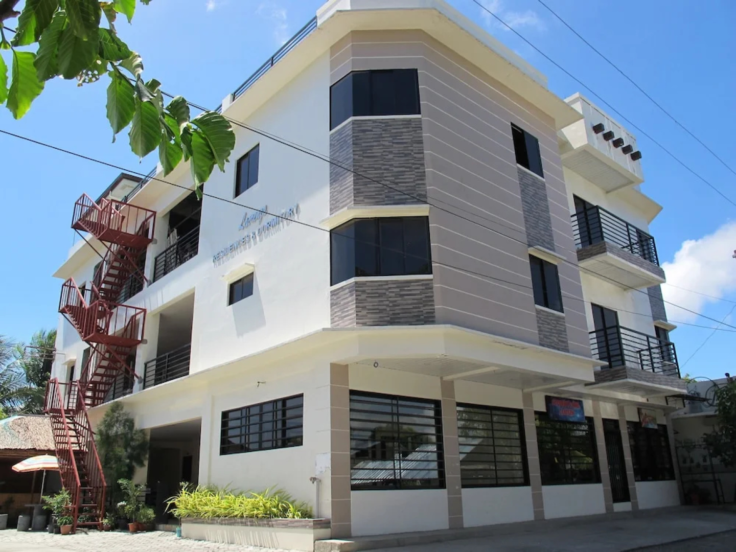 Spacious Private apartment at Laorenza Residences