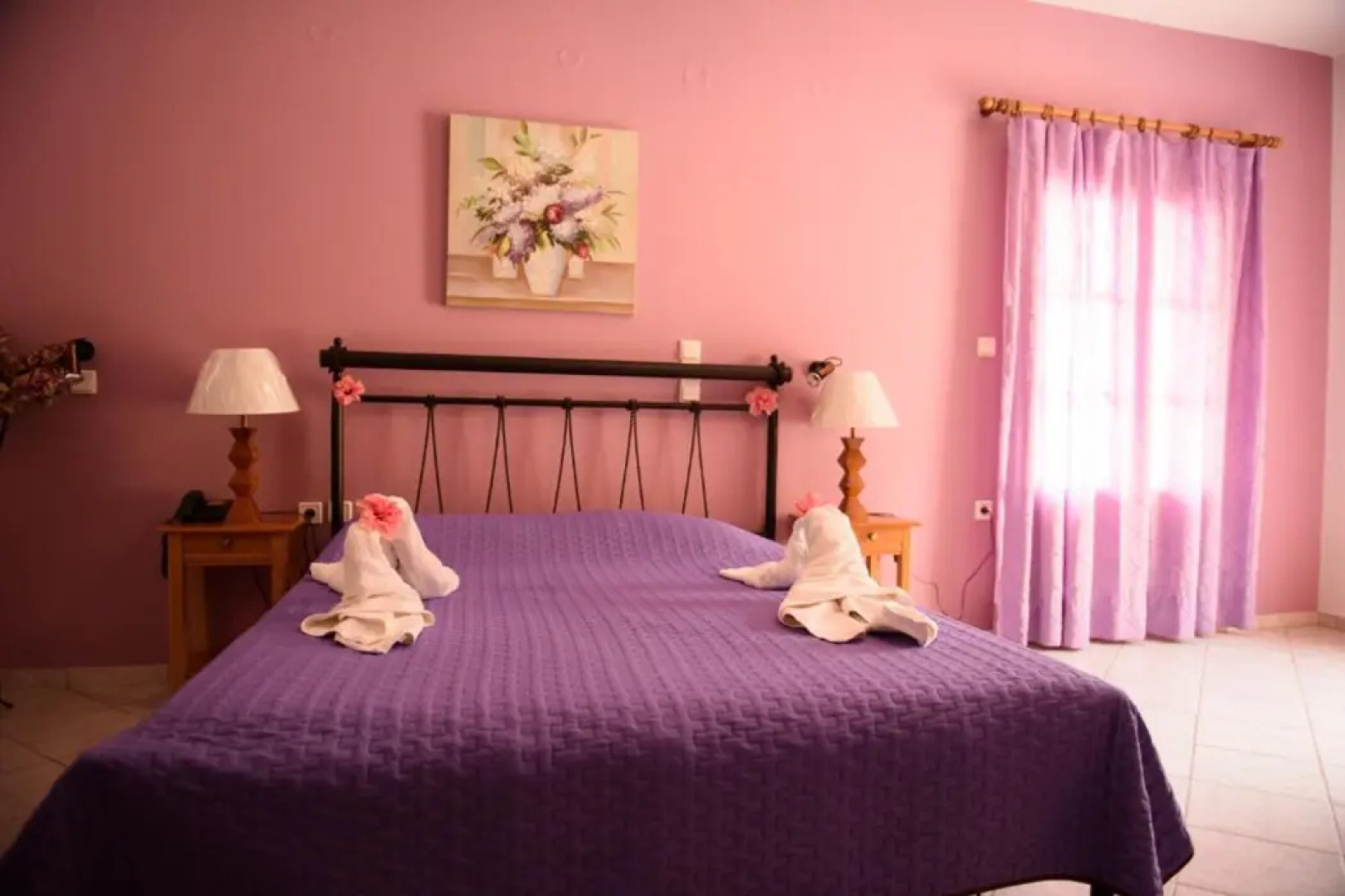 Amphitrite Apartments