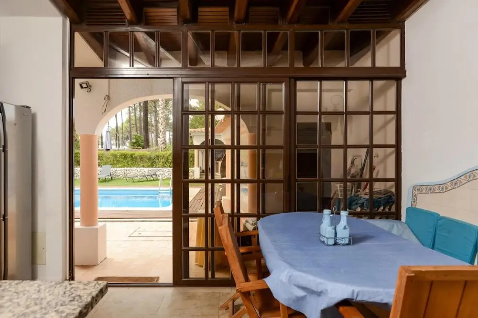 Villa With 2 Bedrooms in Corroios, With Private Pool, Enclosed Garden and Wifi - 5 km From the Beach