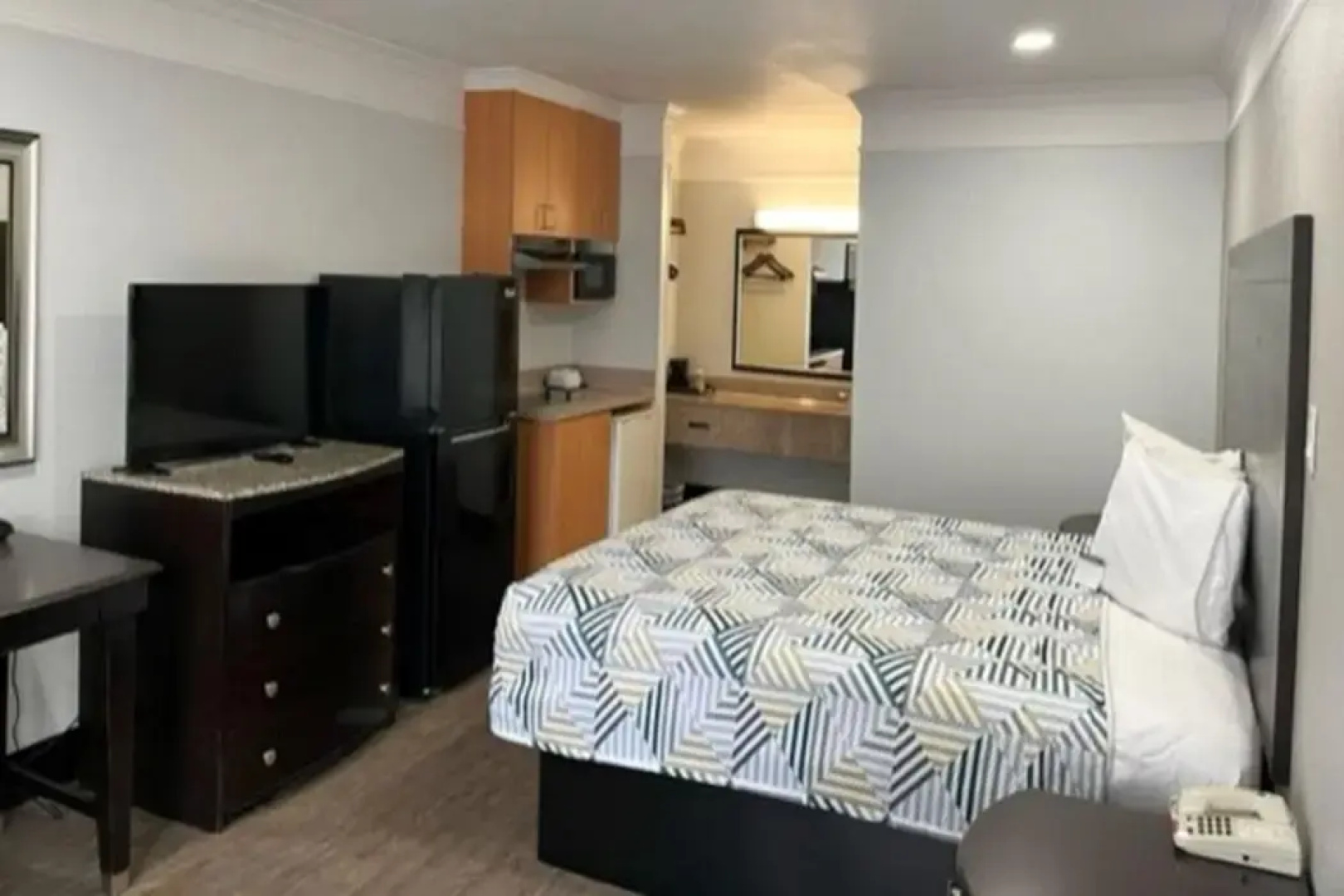 Studio 6 Suites Hinesville, GA