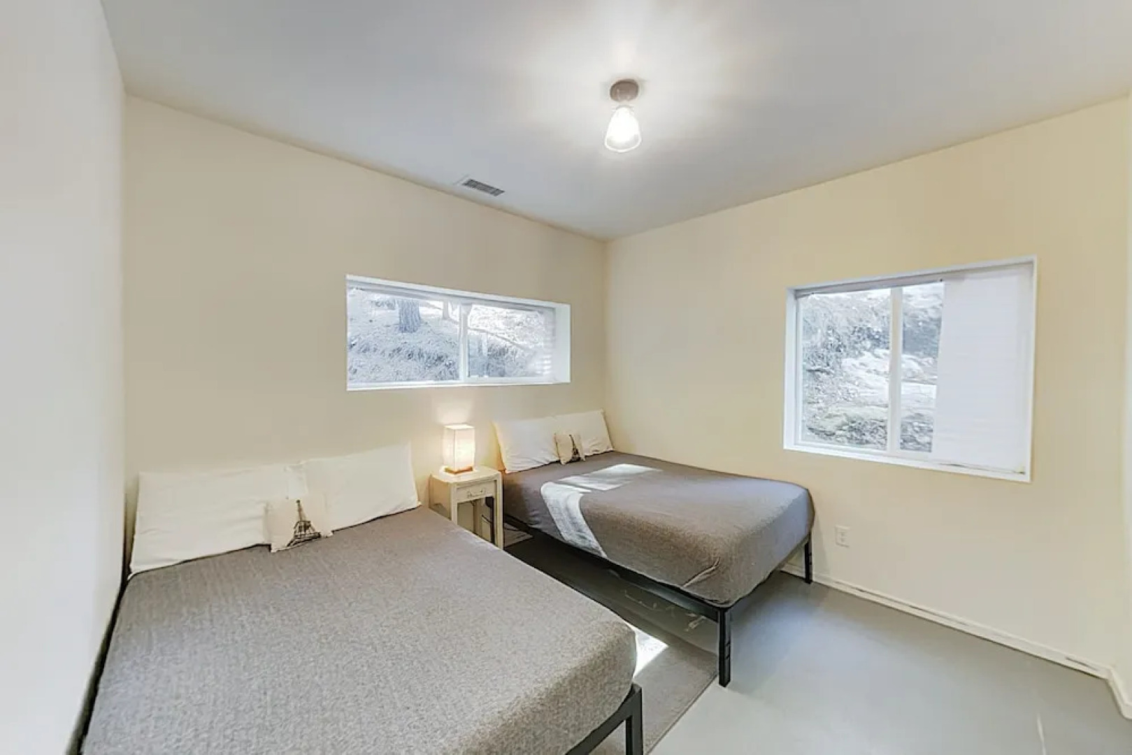 New Listing! Modern New-build In Kachina Ge 4 Bedroom Home