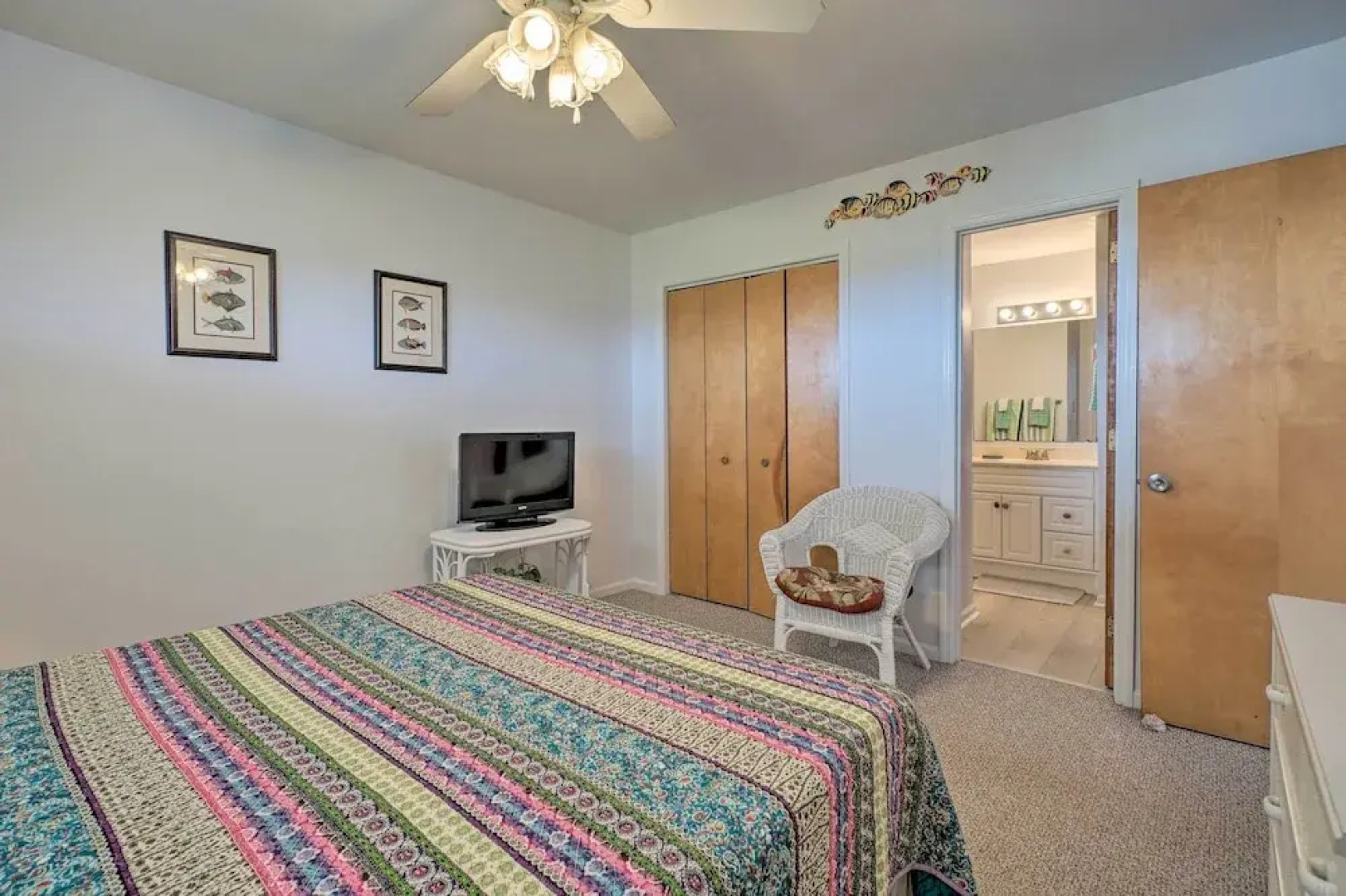 Oak Island Beachfront Condo w/ Community Pool