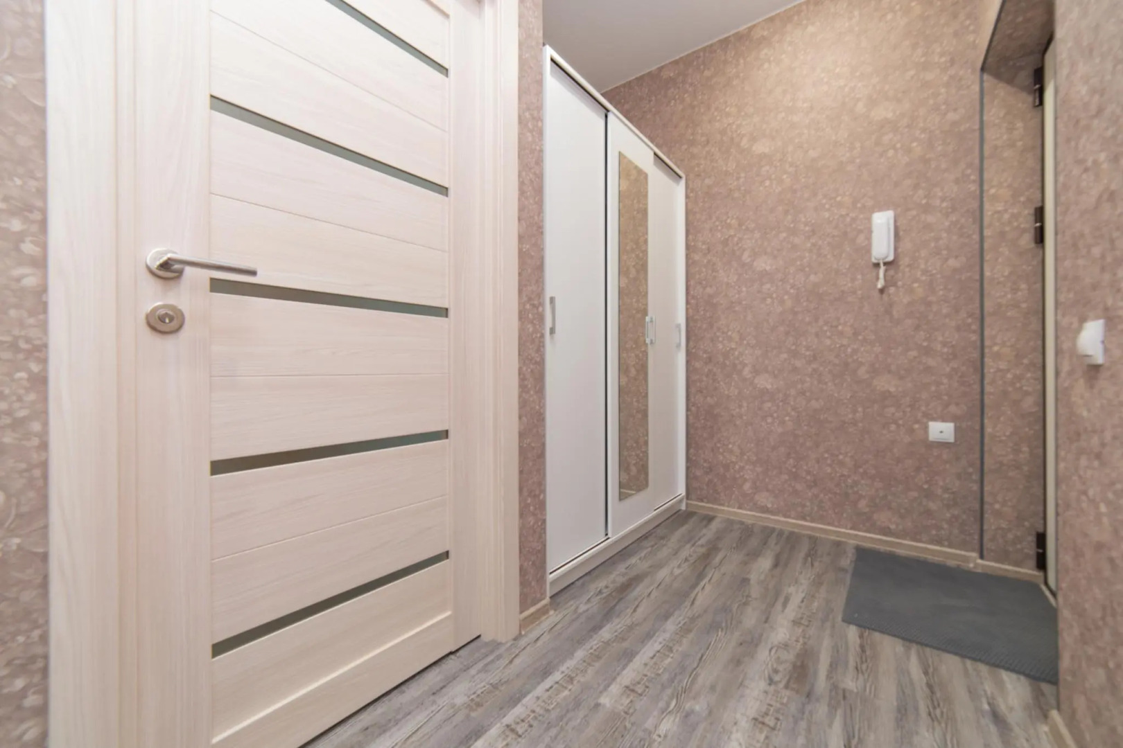 Рест на улице 2-я Луговая 24 корпус 3