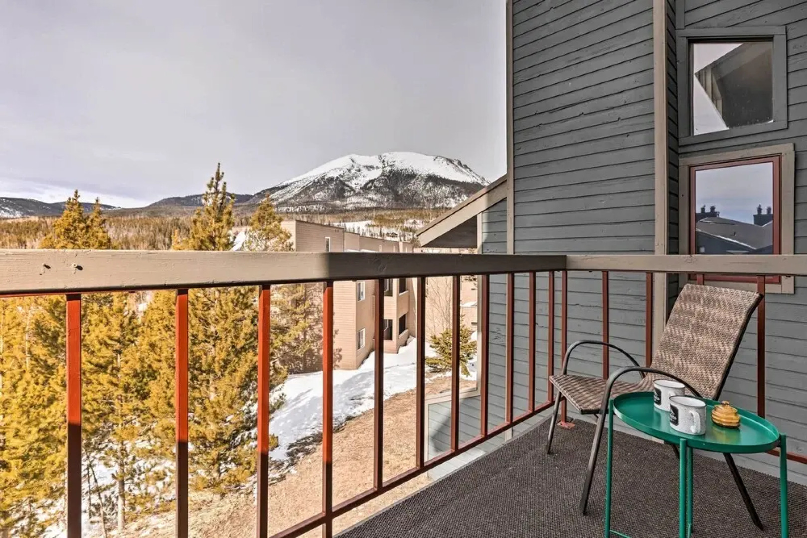 Private Balcony & Resort Perks: Silverthorne Condo