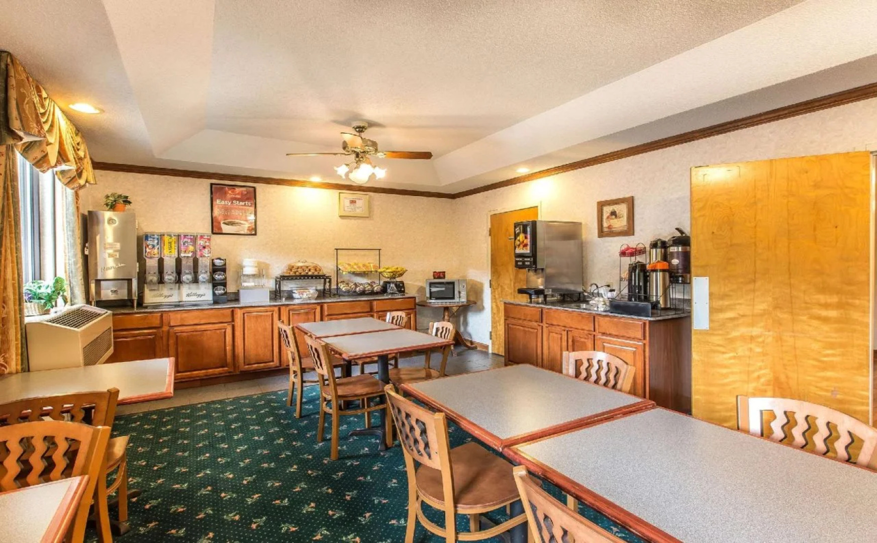 Days Inn by Wyndham Helen