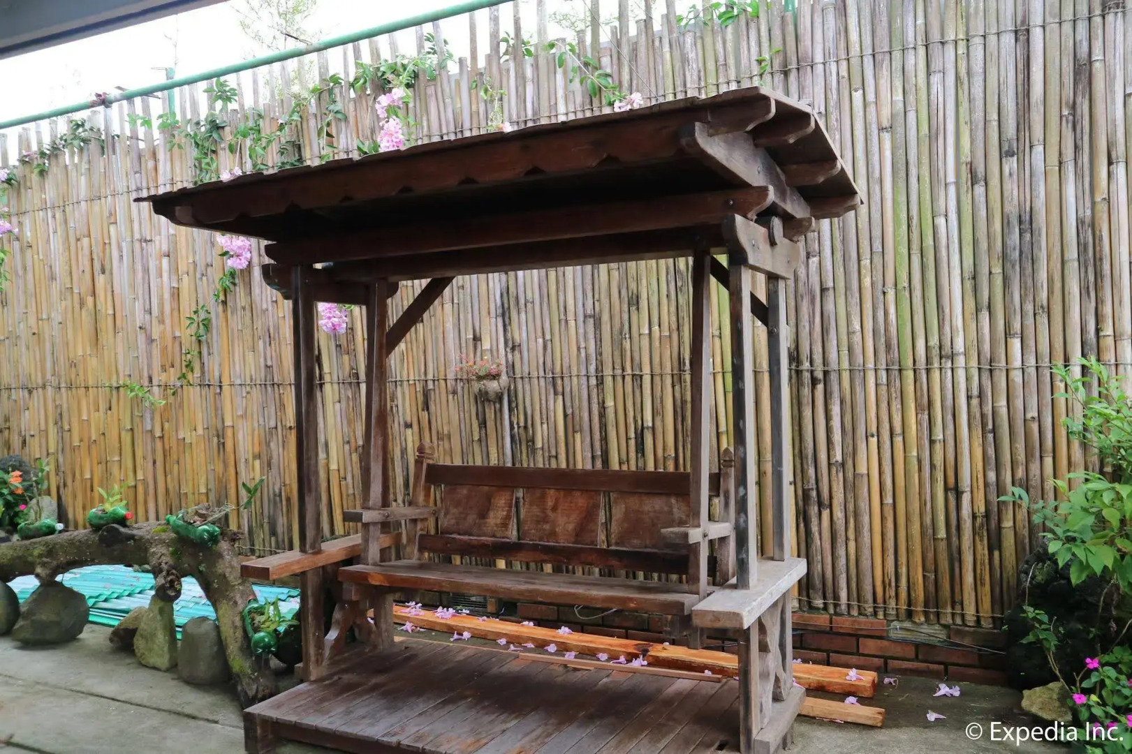 Joaquin's Bed and Breakfast