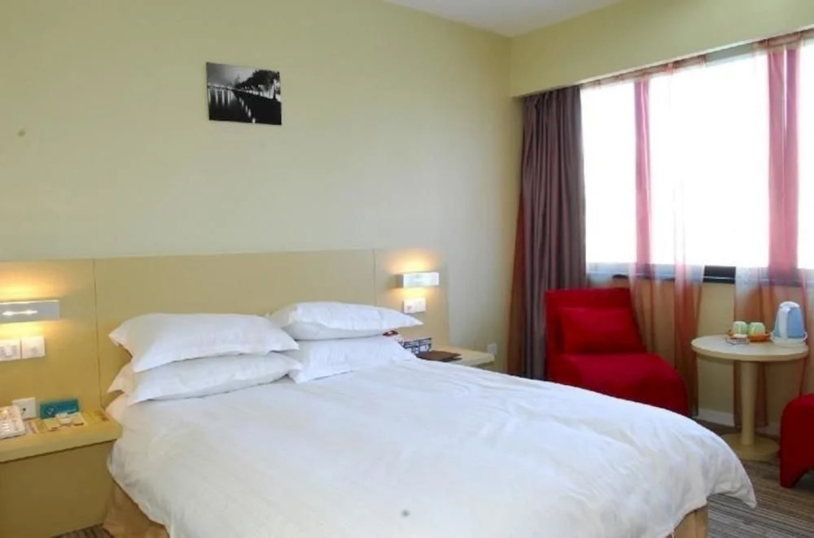 Yueqing Yuecheng Donghai Holiday Hotel