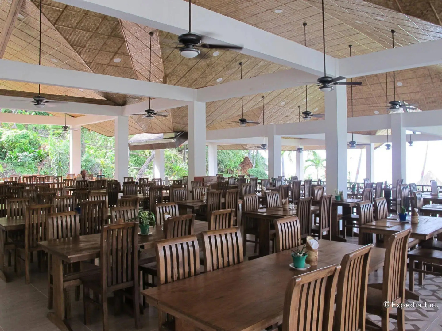 Coco Beach Island Resort