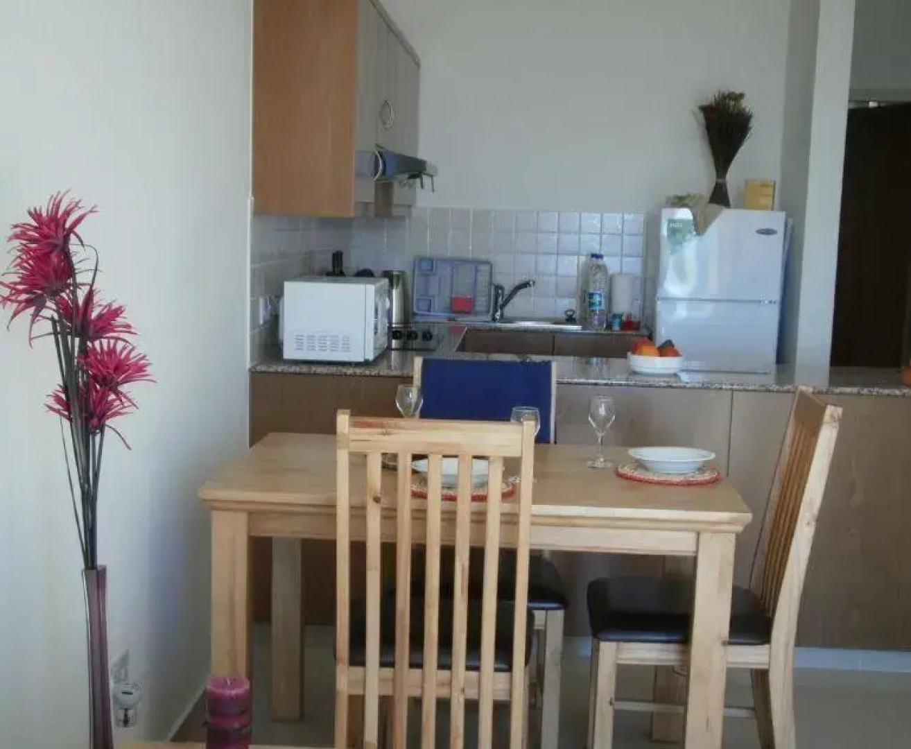 Paschali Hills Apartments