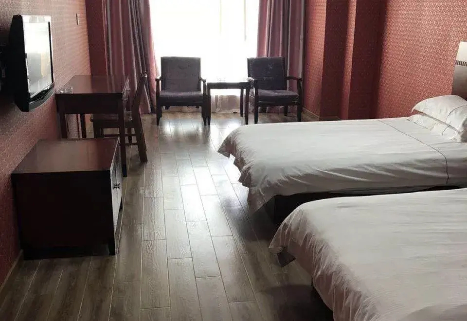 Jialun Gainian Hotel