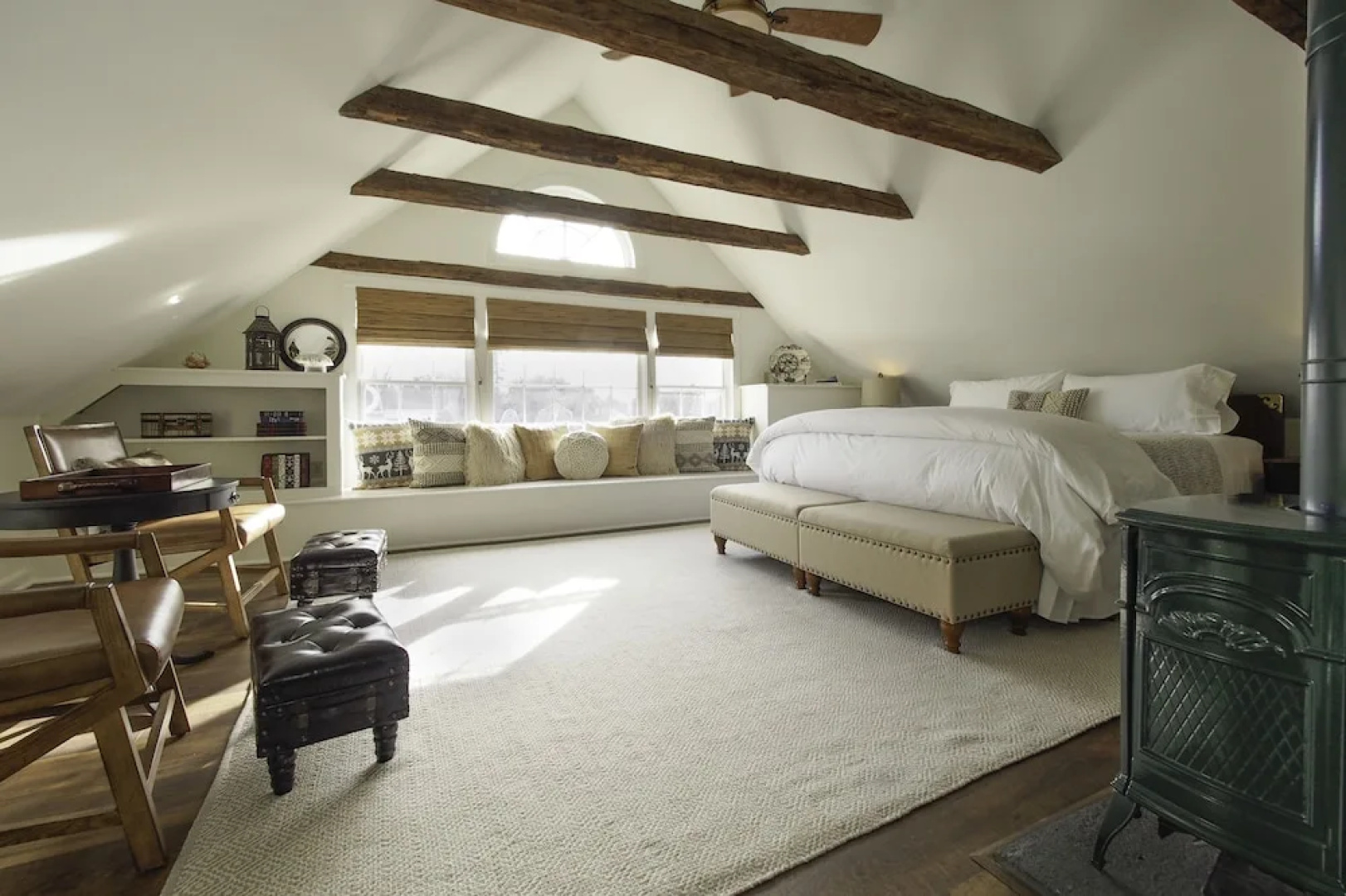 The Deacon & James Pharmacy B&B