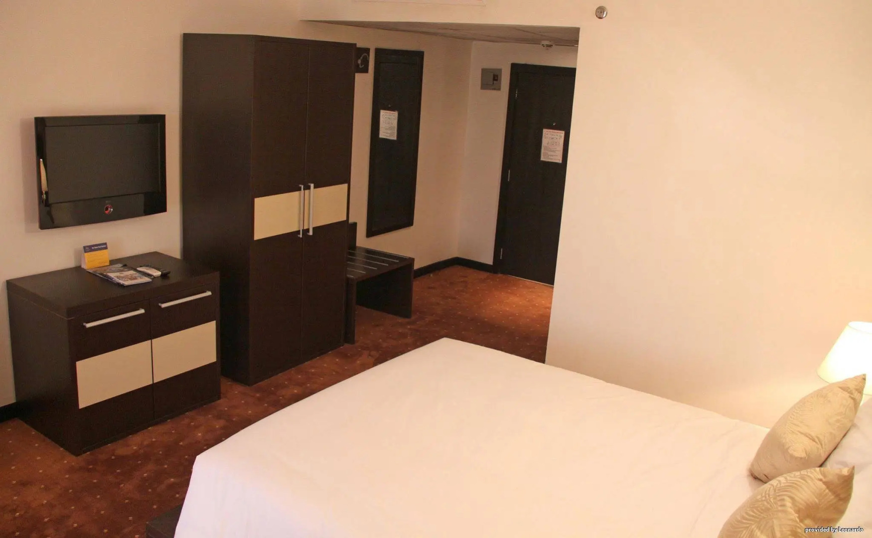 Plus Lagos Ikeja Hotel