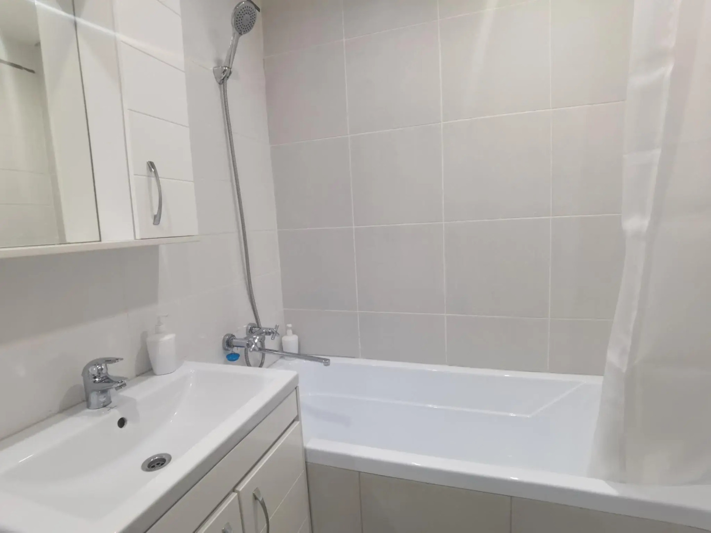 ZNS Rent (ЗНС Рент) на улице Луначарского 49