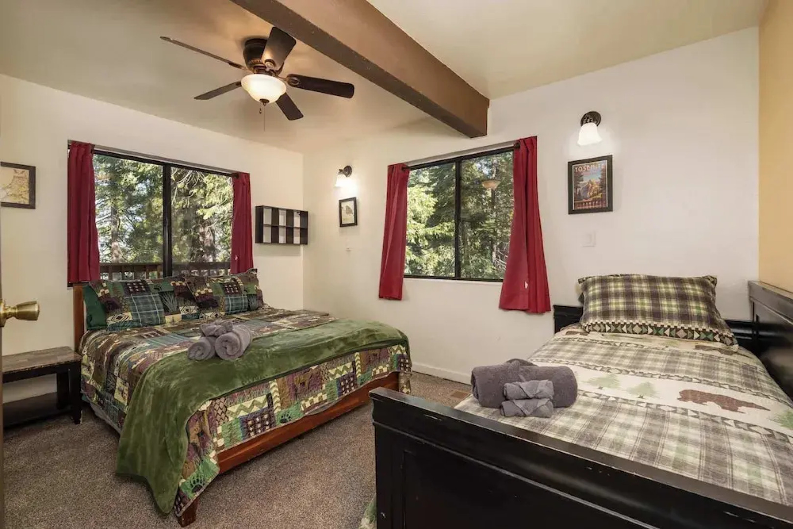 Yosemite Aviary and Quail Within Yosemite - 2 Separate Units, Up To 14 Guests!