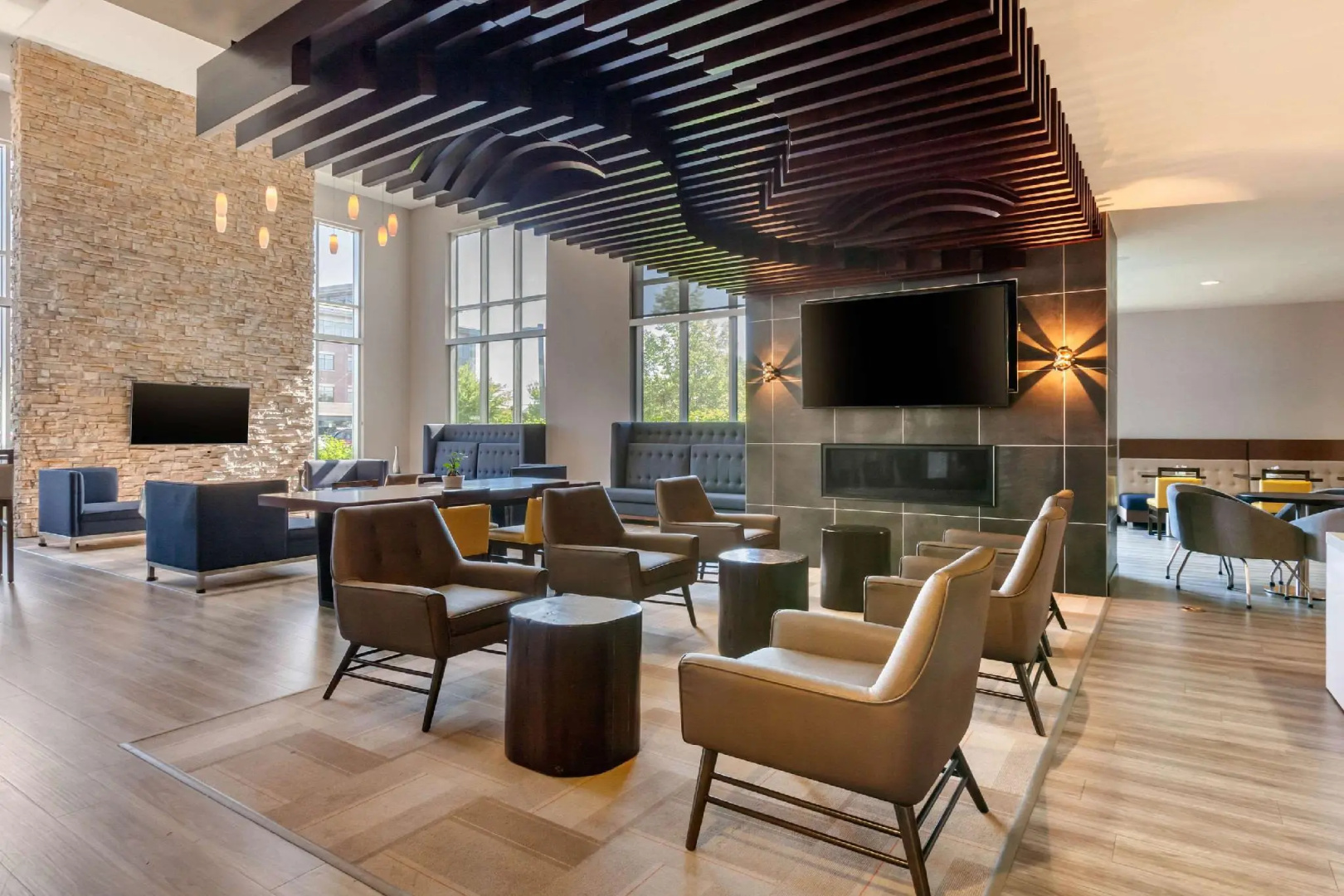 Cambria Suites Fort Collins