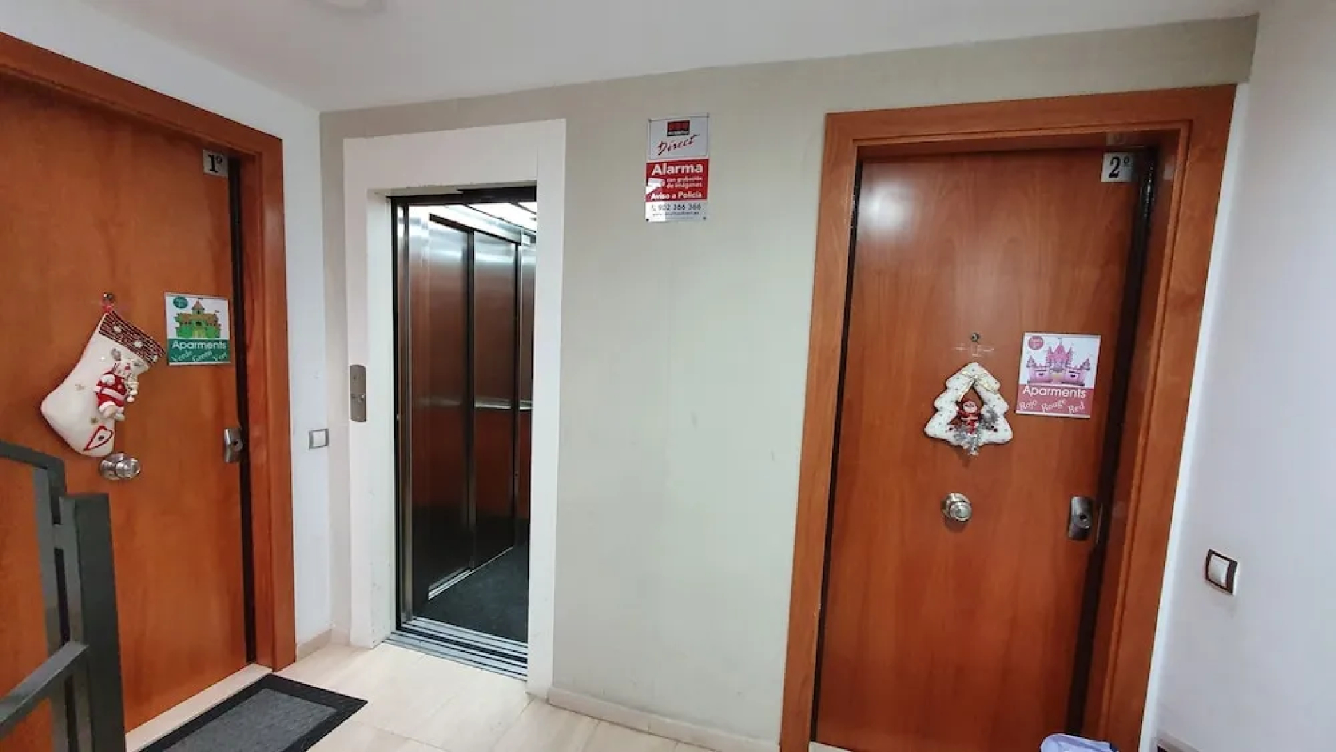 Attic Terrace BBQ, Airport-Barcelona, cerca Playas Castelldefels