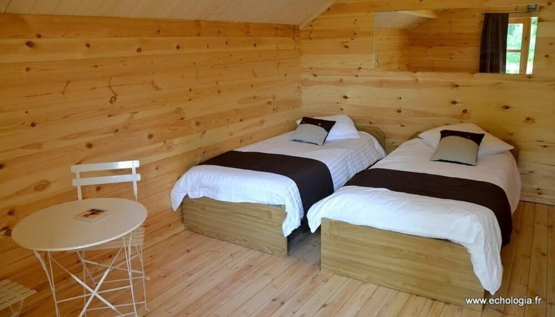 Echologia Logements Insolites