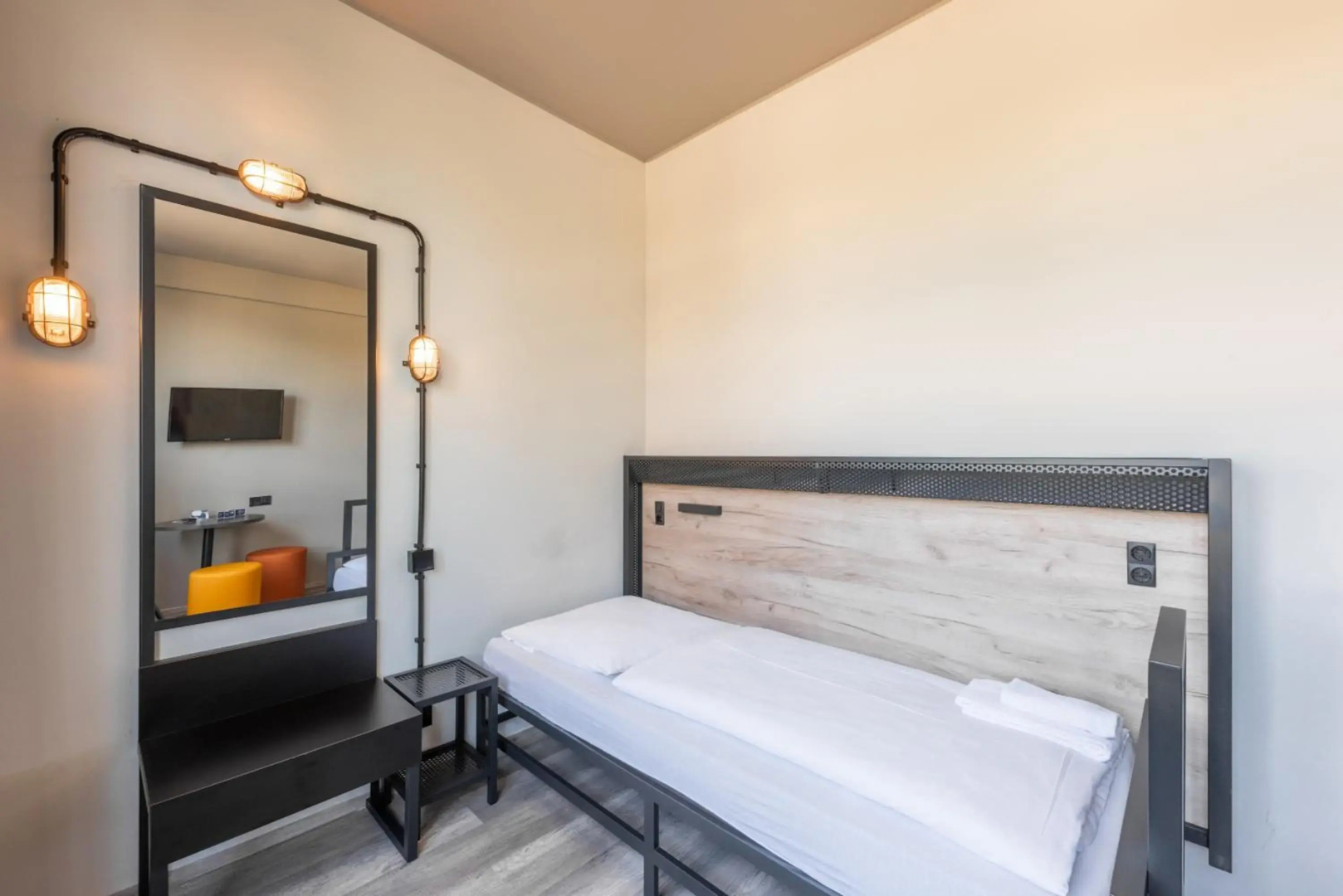 Elaya Hotel Hamburg Finkenwerder