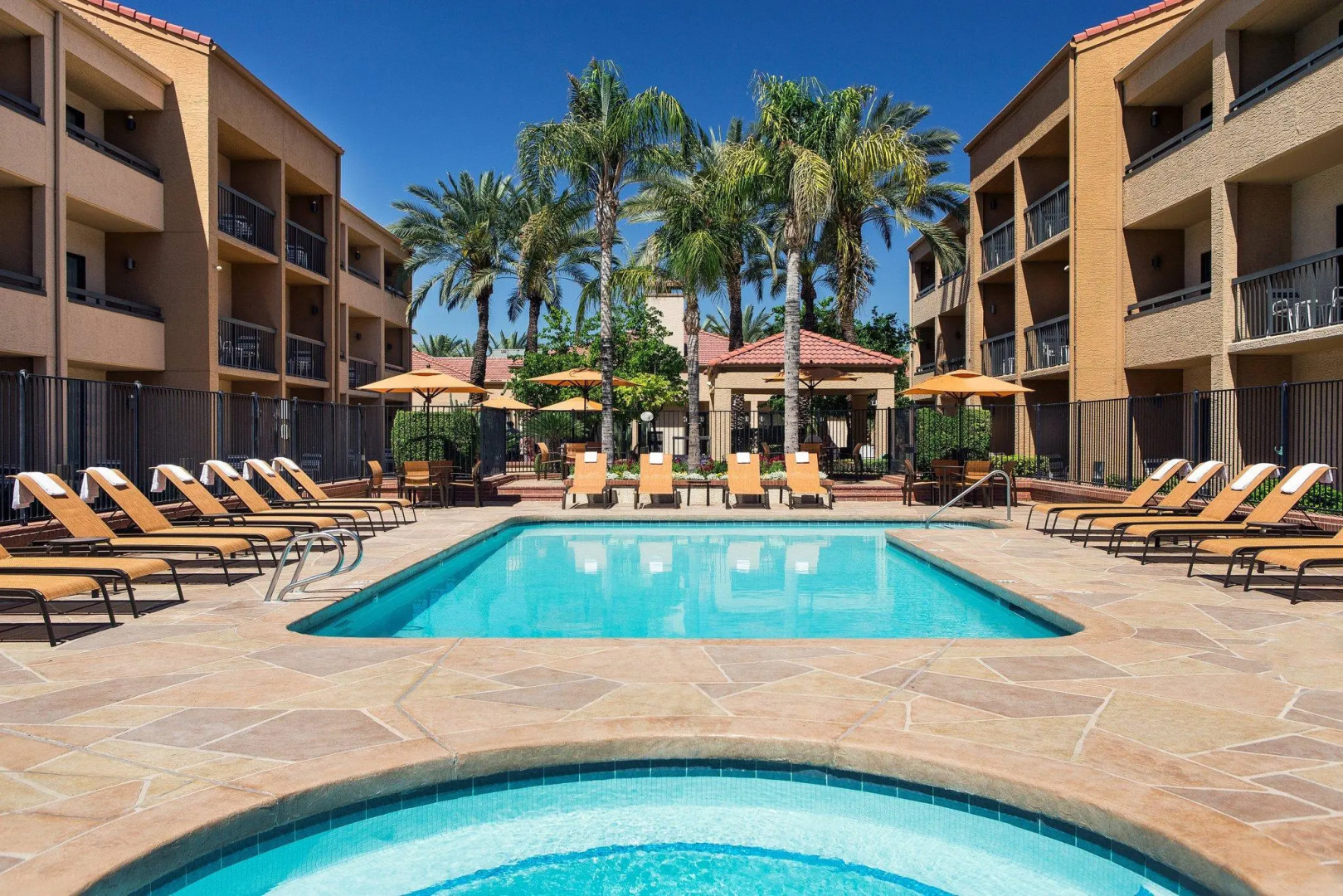 Courtyard by Marriott Phoenix Mesa