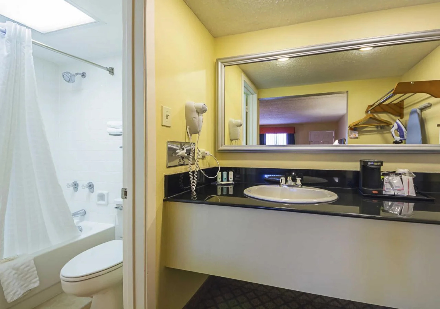 Studio 6 Suites North Richland Hills, TX