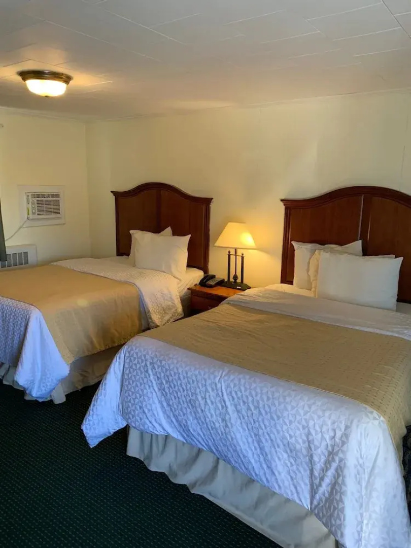 American Inn Lee