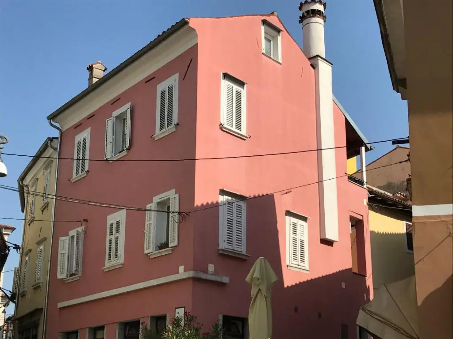 Casa Mia Apartments & Suites