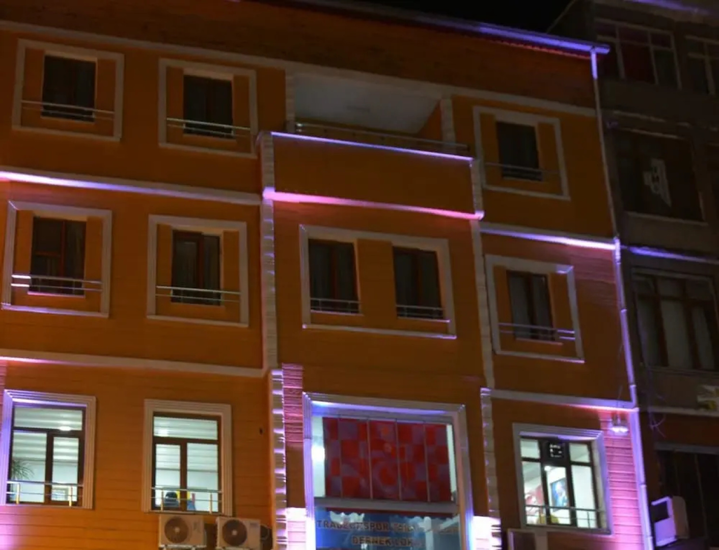 Derya Otel