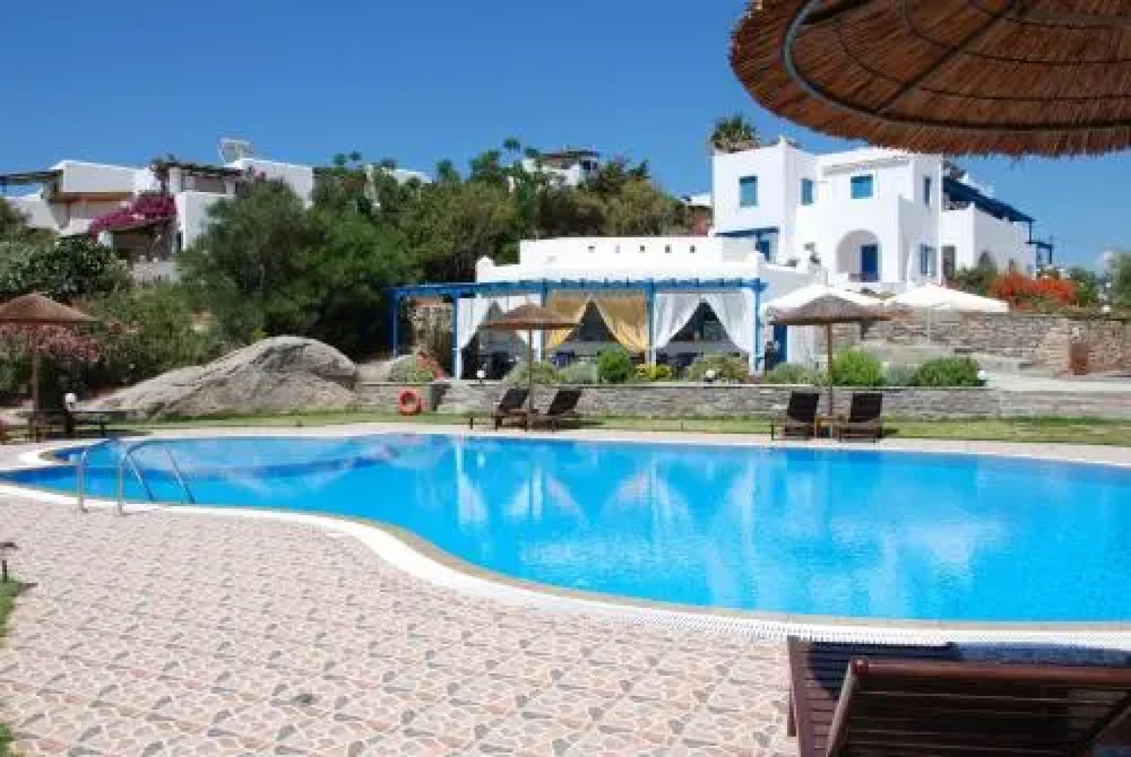 Koulas Pension - Red Lake