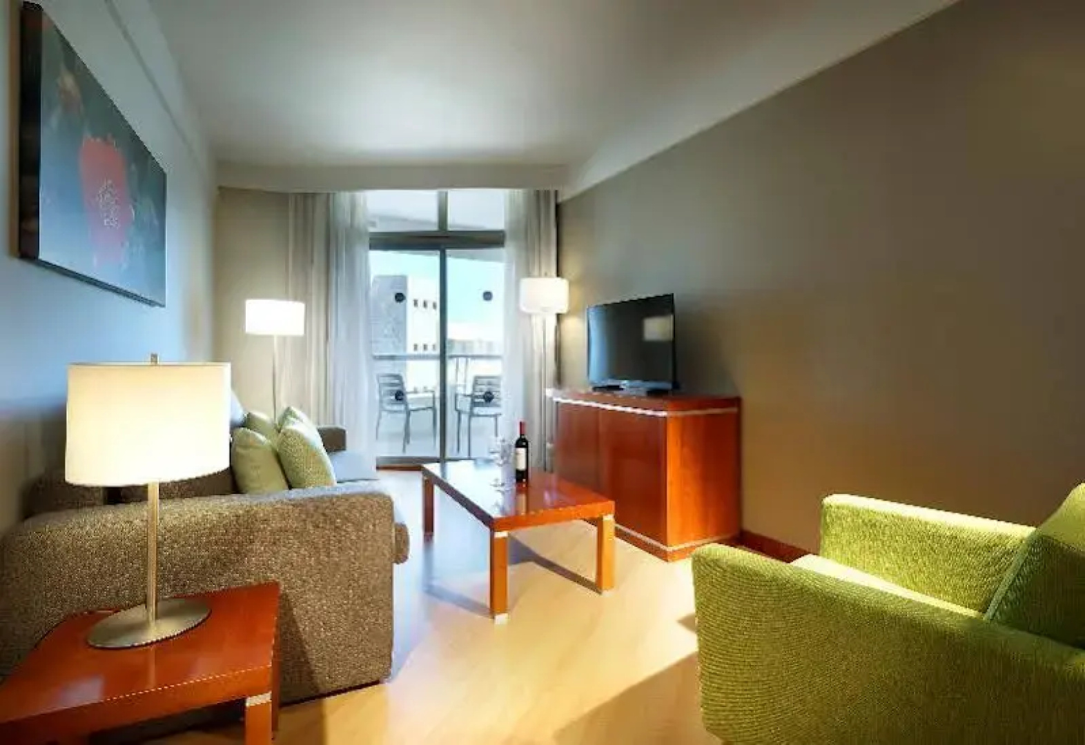 Geranios Suites & Spa