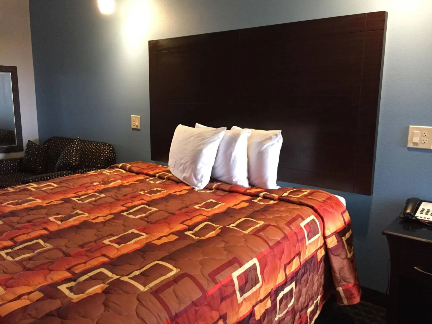 Classic Inn and Suites Humble