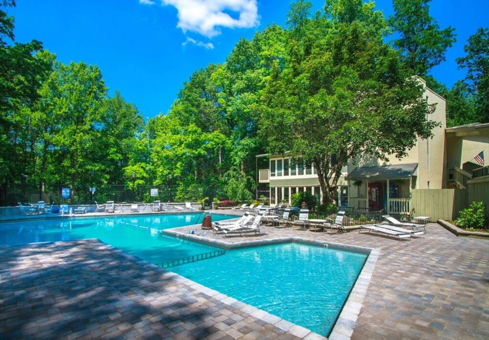 Hello Smokys - Two Bedroom Cabin