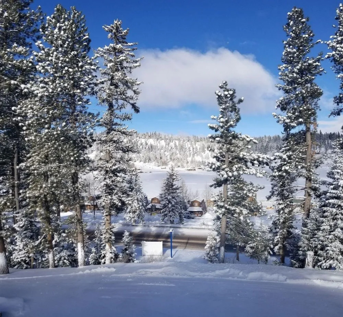 Duck Creek Village Inn