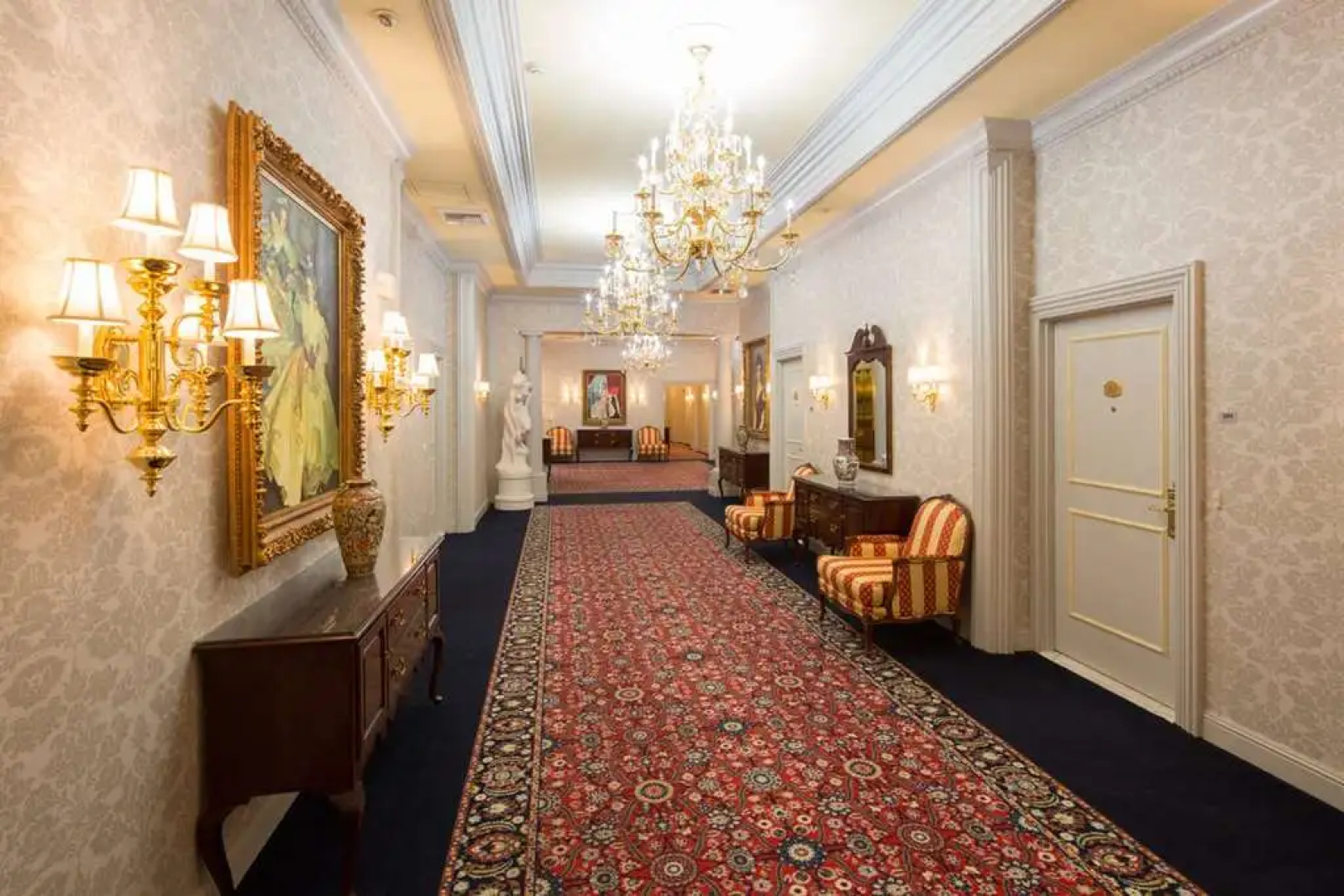Bristol Hotel
