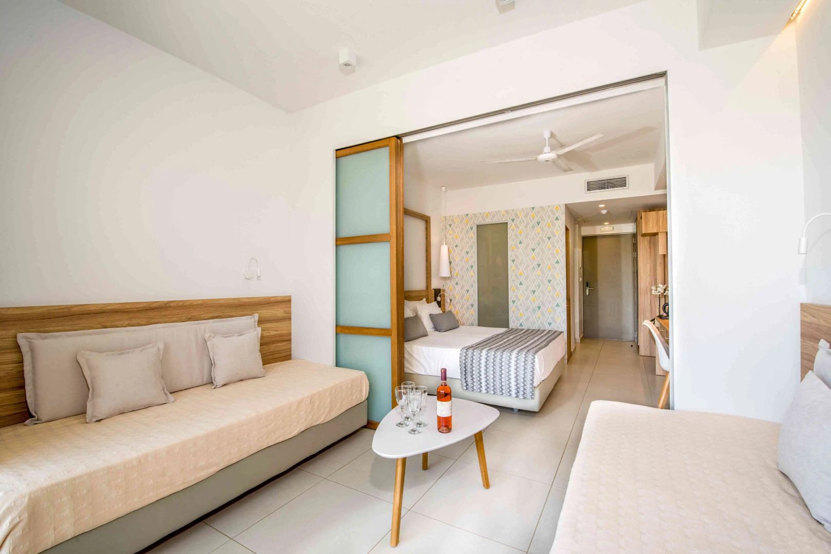 Kiani Beach Resort Family