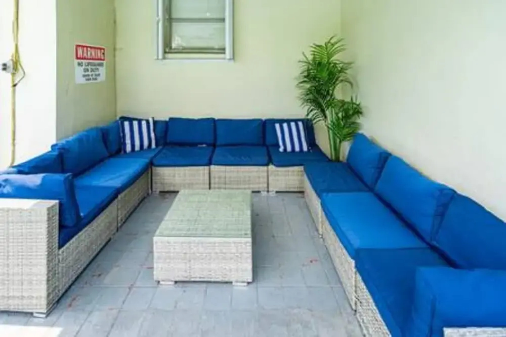 437 NE 107th Pool Hot Tub Patio 5 Bedrooms 3 Baths Parking