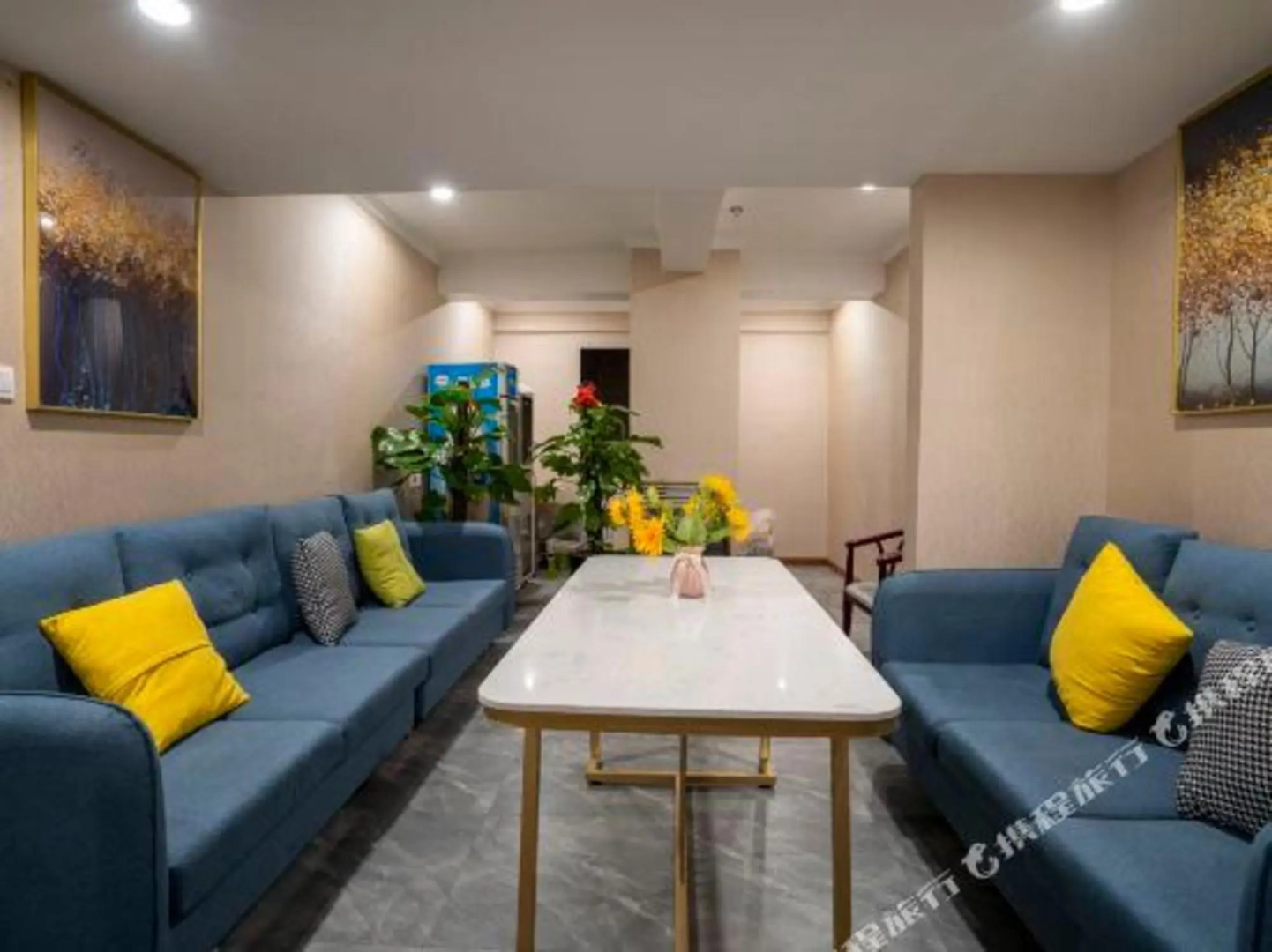 Yiluyue Business Hotel