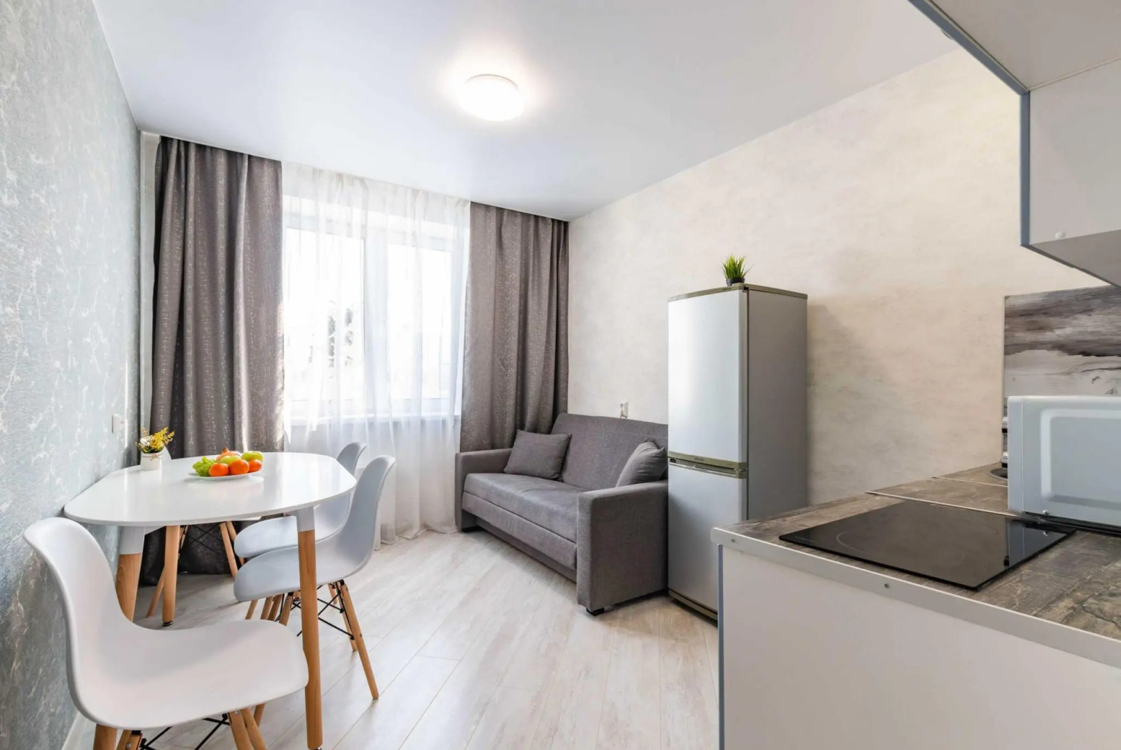 Апартаменты DreamHouse на Спутников