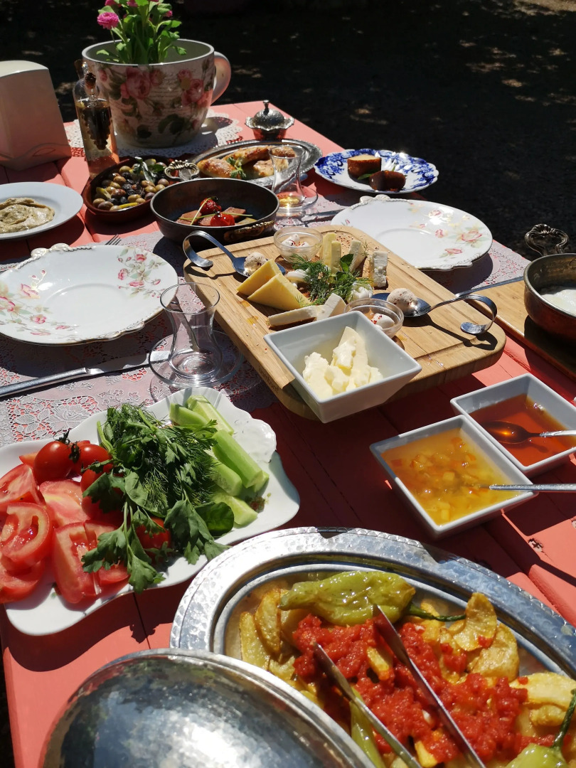 Yol Glamping Hotel Retreat Center